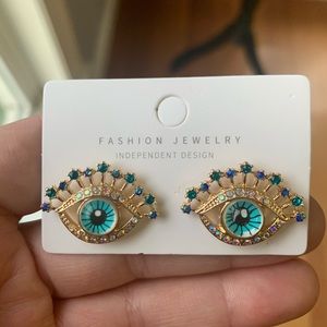 Rhinestone eye earrings